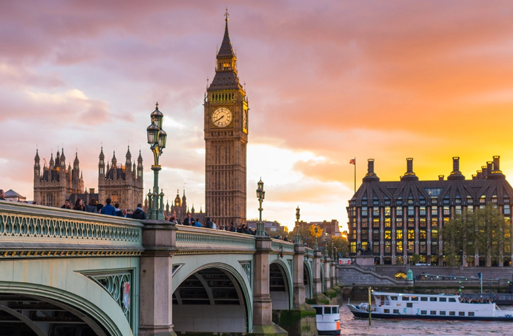 SOA Holding Londra Ofisi Açıldı!